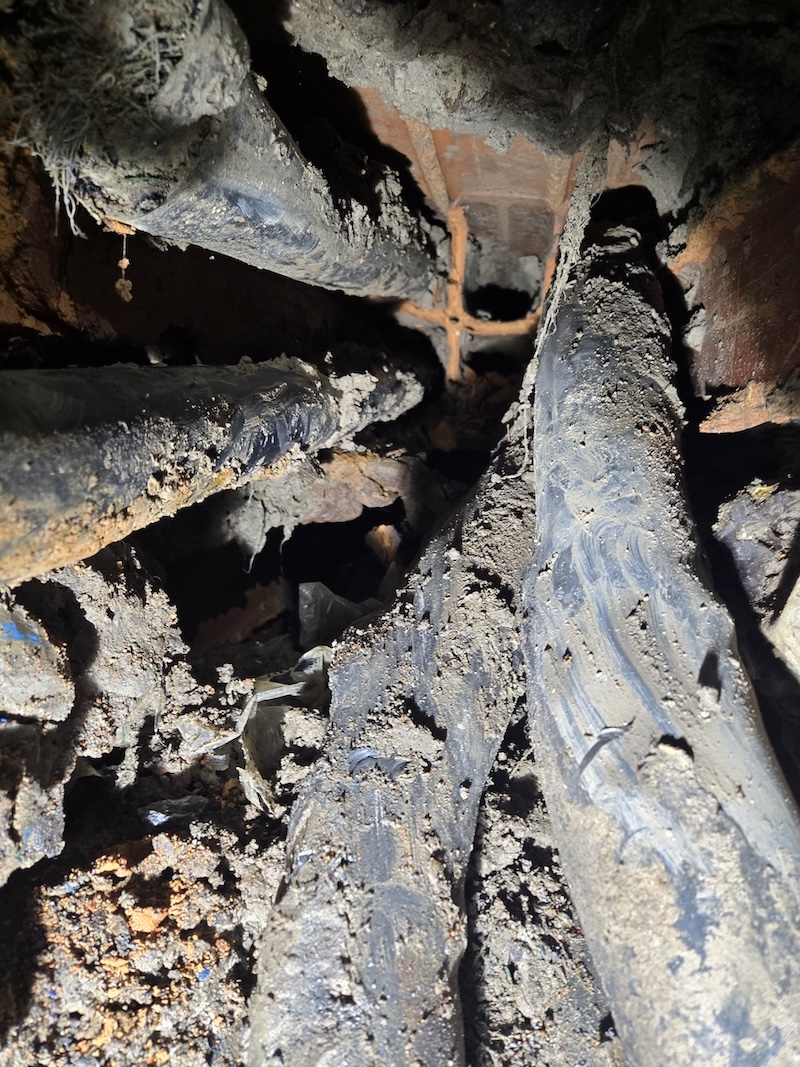 Collapsed Ducts
